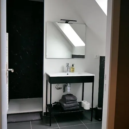 Kastellren - - Grand Parking Prive B&B *